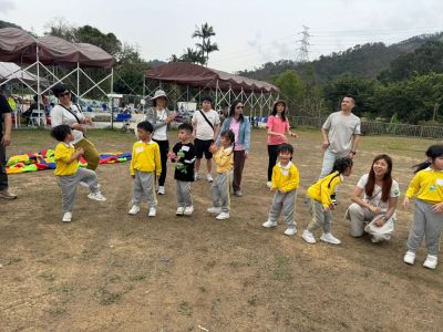 School-wide Parent-Child Experience Day 